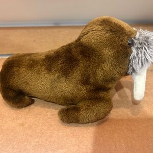 Vintage 1975 Dakin Brown Walrus Weighted Plush